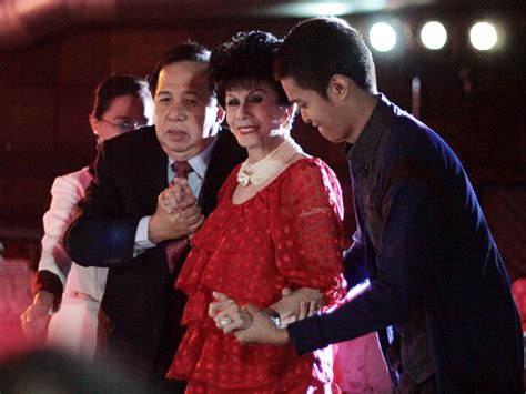 Rosa Rosal back on Philippine Red Cross board .